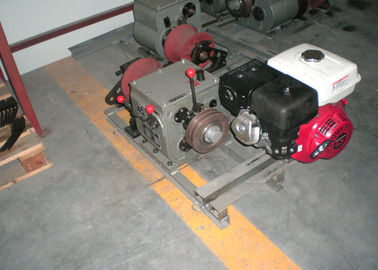 Beli Kecepatan tinggi 5 Ton Bensin Didukung kabel Menarik Winch dengan Honda Mesin online manufacture