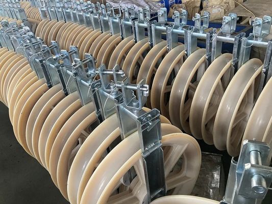 Beli 822mm Besar-diameter Heavy-Duty Kabel Pulley Block dengan roda nilon untuk konstruksi overhead line online manufacture