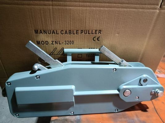 Beli Derek Tirfor Mild Steel Tugas Berat dengan Desain Portabel untuk Pengangkatan Konstruksi dan Industri online manufacture