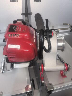 Beli Penyedia Kabel Portabel dengan Kapasitas 700kg dan Mesin Bensin Honda GX50 untuk Pemasangan Kabel yang Efisien online manufacture