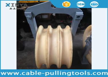 3 Sheave 660 mm Diameter Stringing Wire Rope Pulley Block Untuk Percontohan Wire Rope
